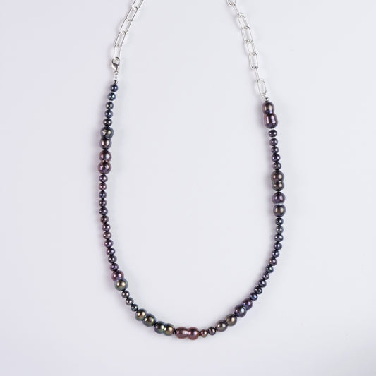 黒蝶貝バロックパール×ペーパークリップチェーン アシンメトリーネックレス（55cm）