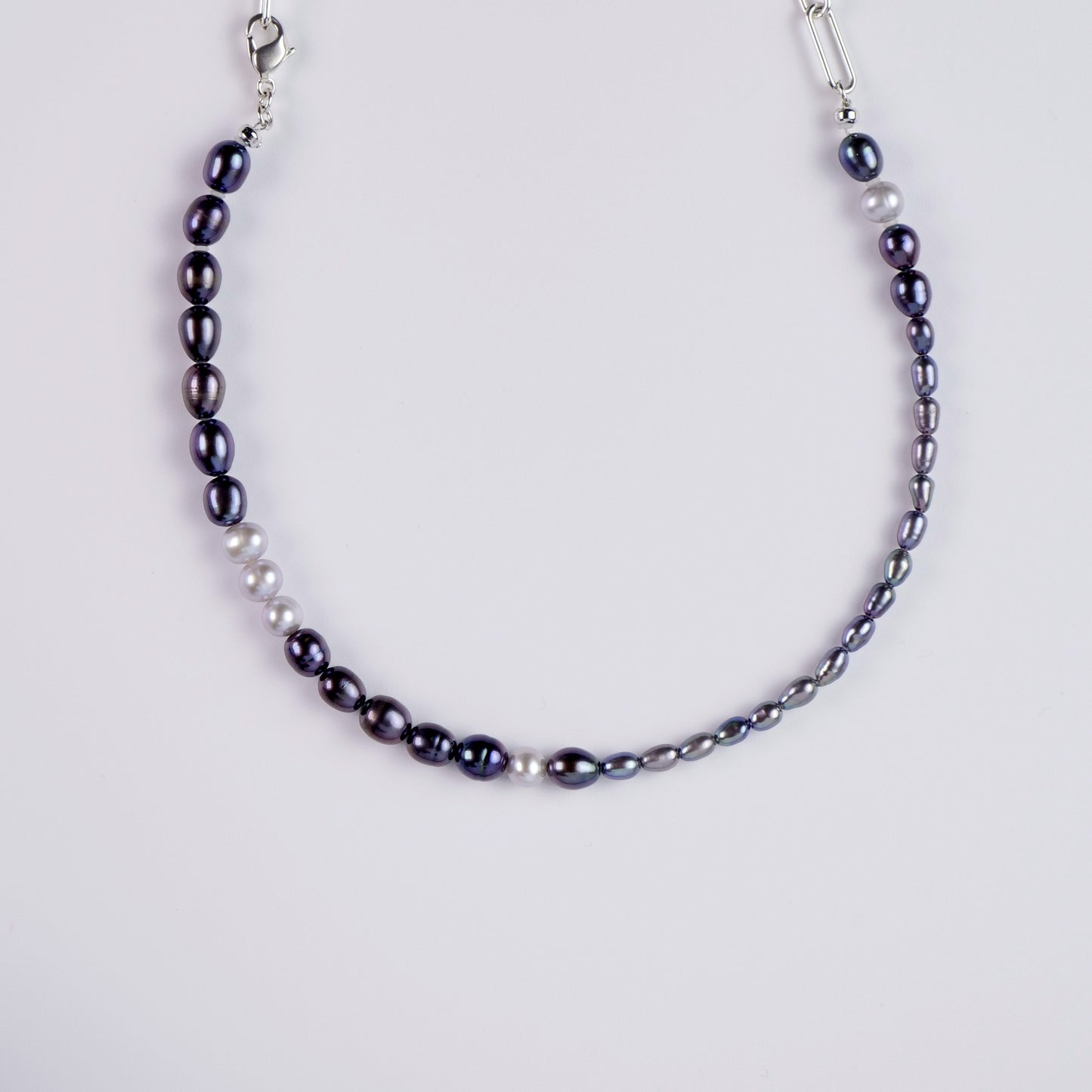 淡水パール（ブラック×ホワイト） アシンメトリーネックレス（40cm）