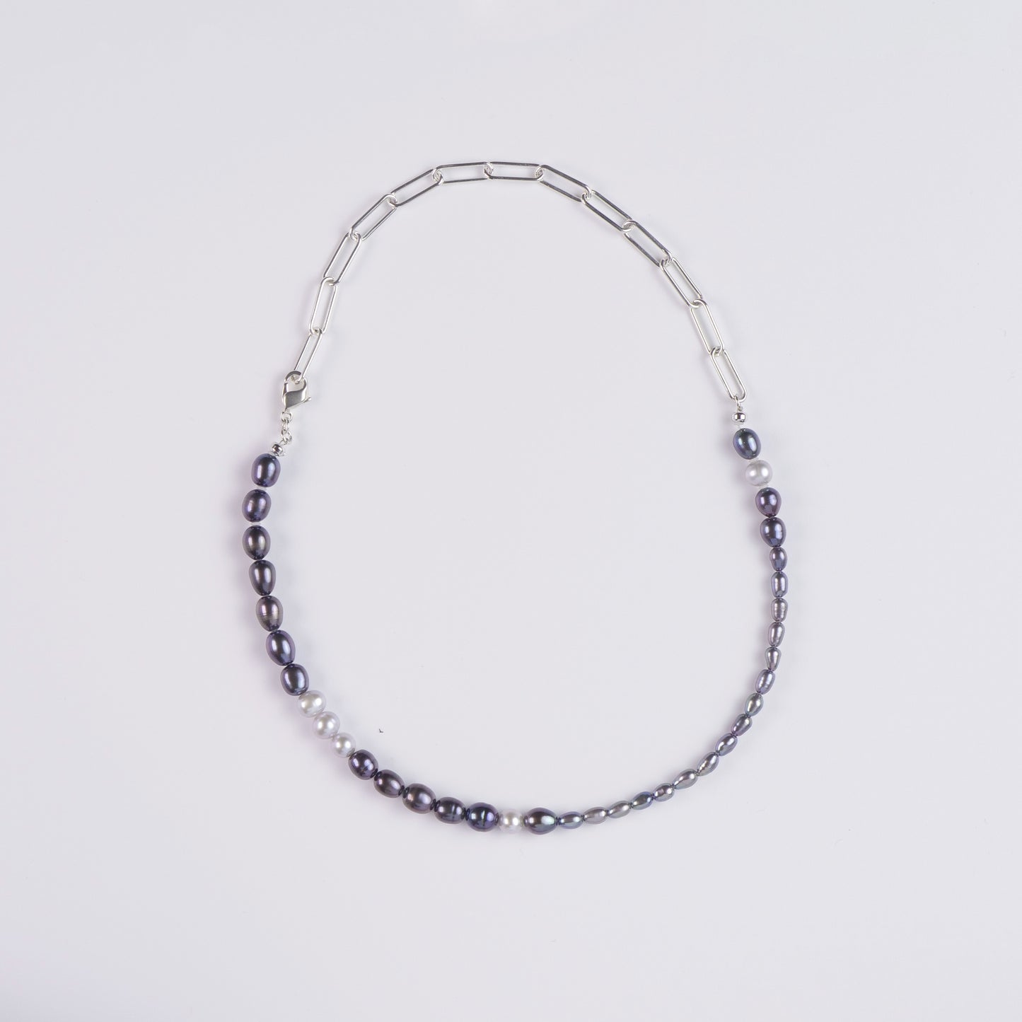 淡水パール（ブラック×ホワイト） アシンメトリーネックレス（40cm）
